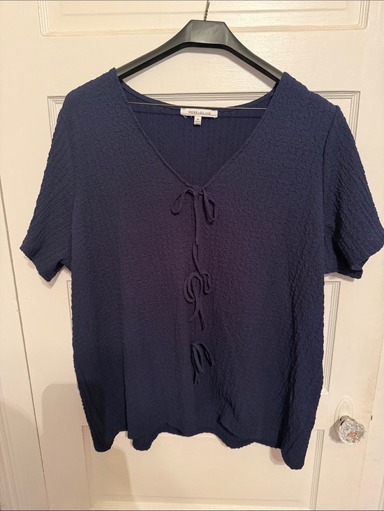 Rose & Olive Tops - Rose & Olive Navy Textured Tie-Front Short Sleeve Blouse